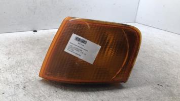 Óptica delantera secundaria izquierda (luces) (intermitente)