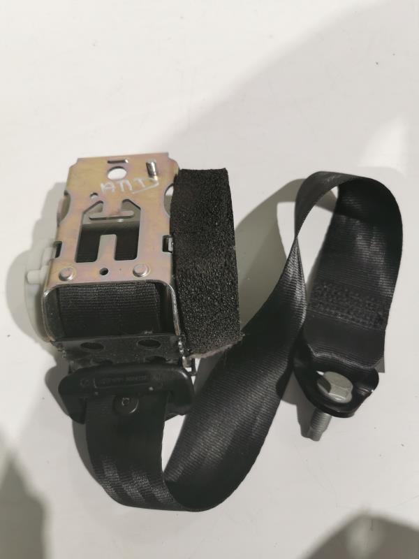 Ceinture arriere droit