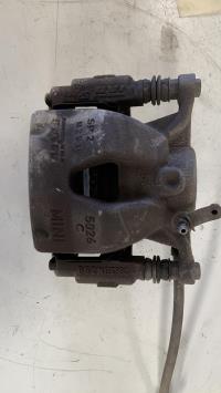 Etrier avant gauche (freinage)