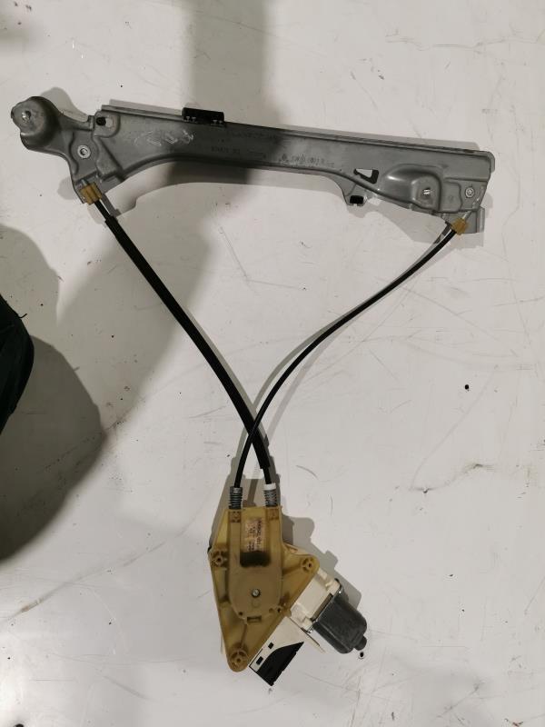 Leve vitre electrique arriere droit