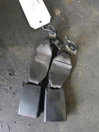 Attache ceinture arriere gauche