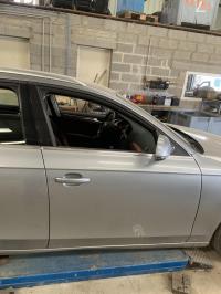 Leve vitre electrique avant droit