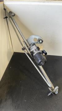 Moteur essuie glace avant