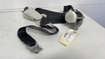 Ceinture arriere droite troisieme ligne