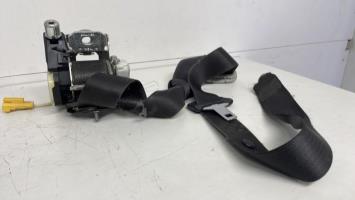 Ceinture avant gauche