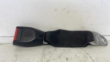 Attache ceinture arriere gauche