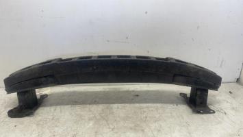 Renfort pare choc avant (traverse)