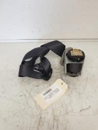 Attache ceinture arriere droit