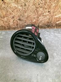 Aerateur tableau de bord avant gauche