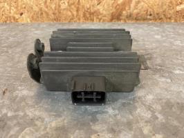 Stabilisateur module de tension