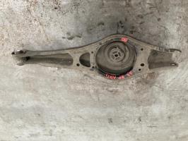 Bras de suspension arriere gauche