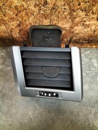 Aerateur tableau de bord avant gauche