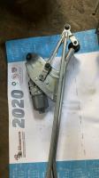 Moteur essuie glace avant