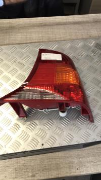 Fanale posteriore principale destro (luci)