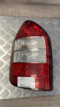 Fanale posteriore principale sinistro (luci)