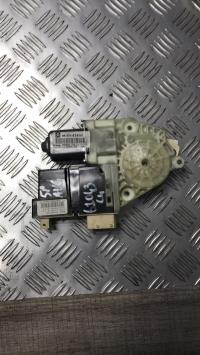 Moteur leve vitre avant gauche