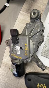 Moteur essuie glace avant gauche