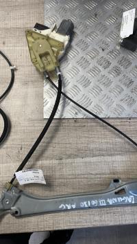 Leve vitre electrique arriere gauche
