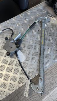 Leve vitre electrique avant droit