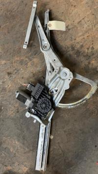 Leve vitre electrique avant gauche