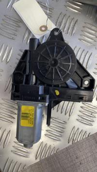 Moteur leve vitre avant gauche