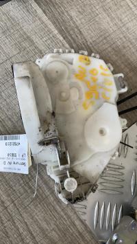Cerradura delantera derecha