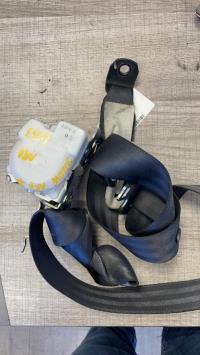 Ceinture arriere droit
