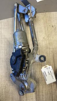 Moteur essuie glace avant