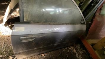 Porte avant droit