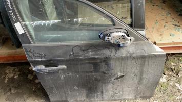 Porte avant droit