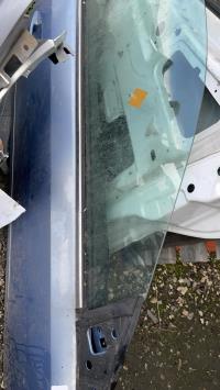 Porte avant droit