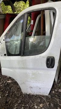 Porte avant gauche