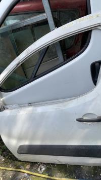 Porte avant gauche