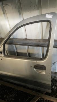 Porte avant gauche