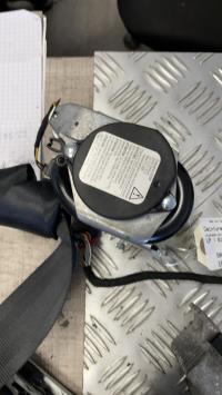 Ceinture avant droit