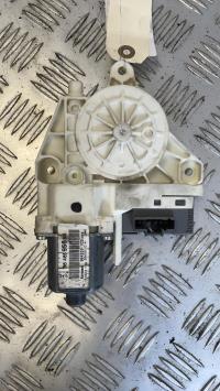 Moteur leve vitre arriere gauche