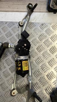 Moteur essuie glace avant