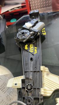 Leve vitre electrique arriere gauche