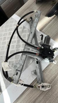 Leve vitre electrique avant droit