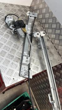Leve vitre electrique avant gauche