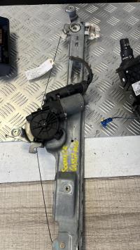 Leve vitre electrique avant gauche