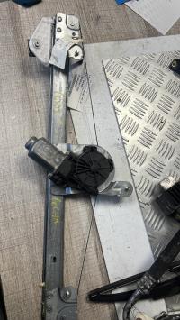 Leve vitre electrique avant gauche
