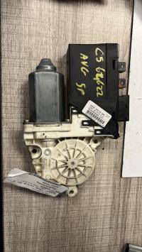 Moteur leve vitre avant gauche