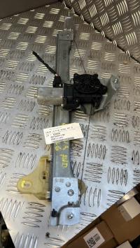 Leve vitre electrique avant droit