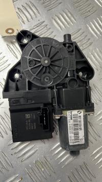 Moteur leve vitre avant droit
