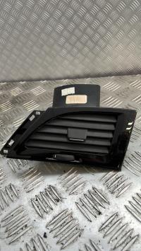 Aerateur tableau de bord avant gauche