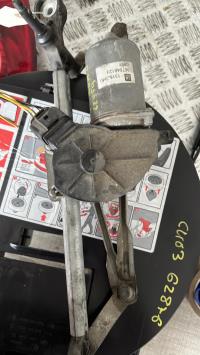 Moteur essuie glace avant