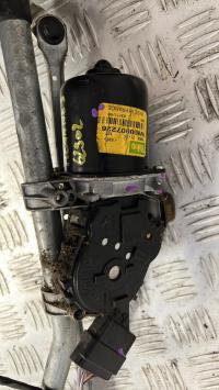 Motor de limpiaparabrisas delantero