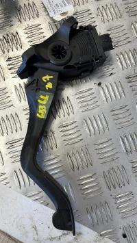 Pedale acceleratore
