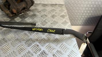 Bras essuie glace avant gauche